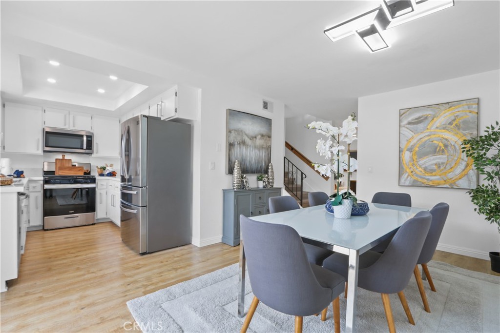 28149 Ridgecove Court S