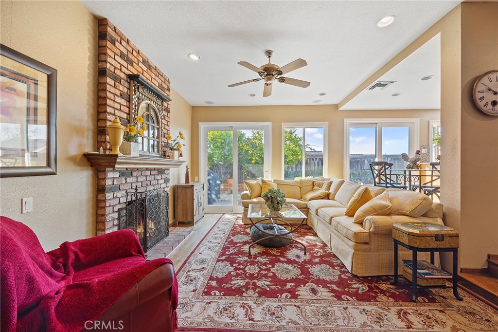 2262 Crestview Circle