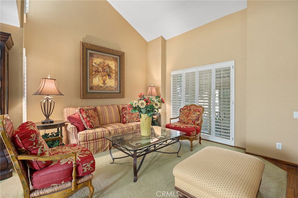 2262 Crestview Circle