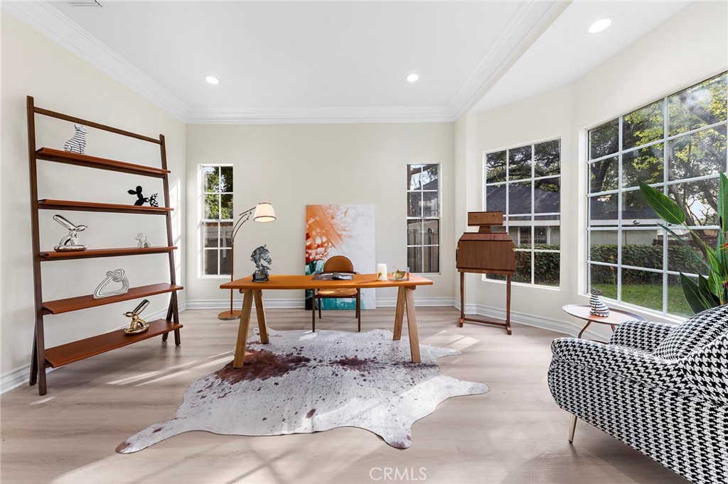 136 N Garfield Place