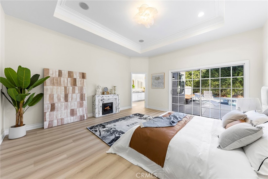 136 N Garfield Place