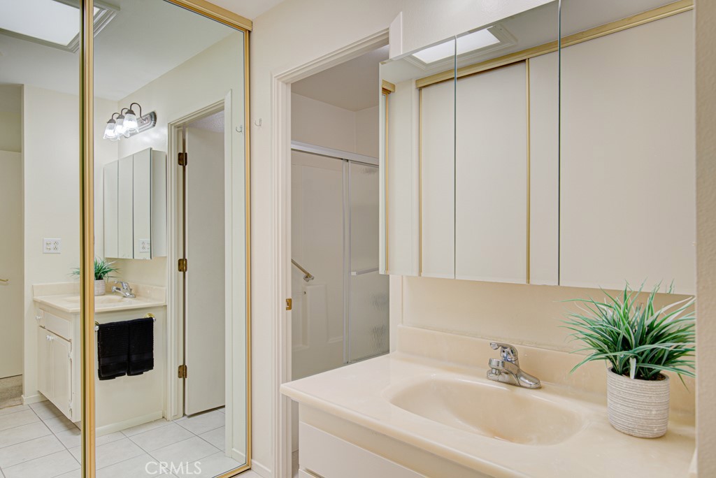 3196 Via Buena Vista A