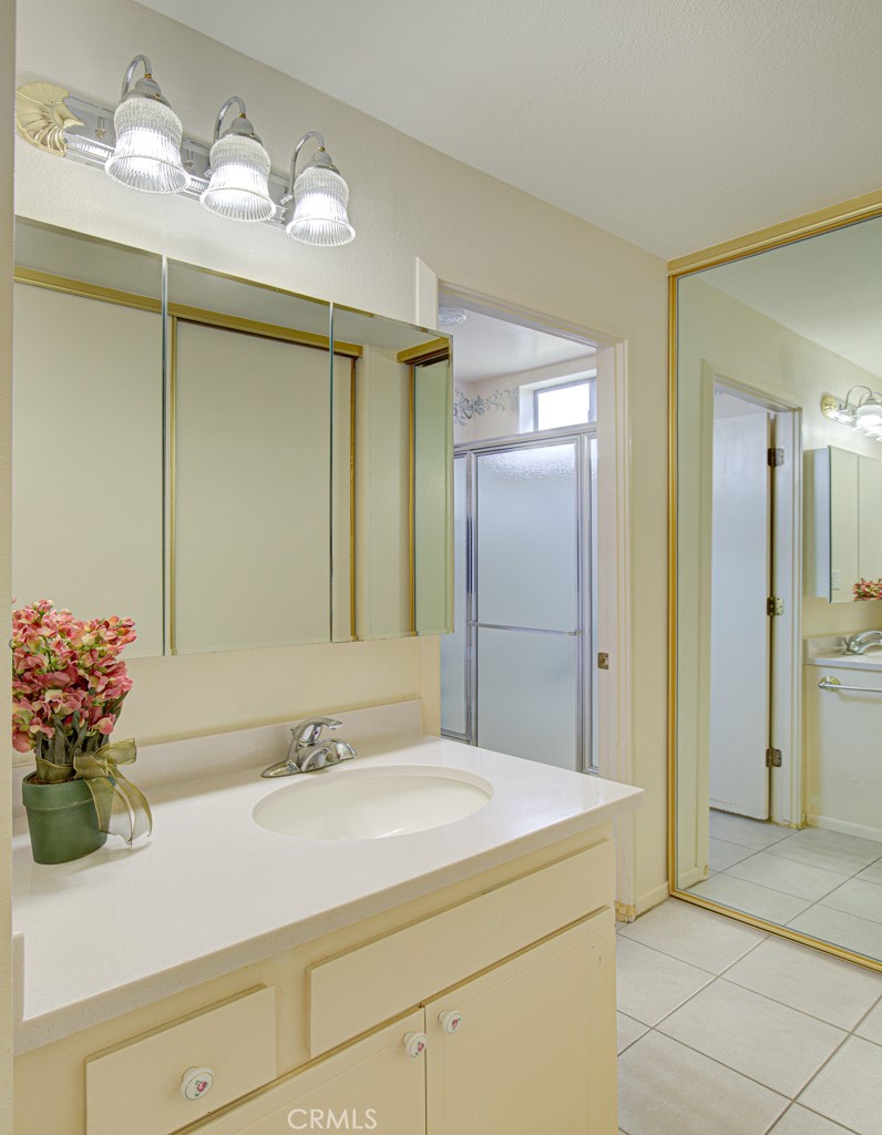 3196 Via Buena Vista A