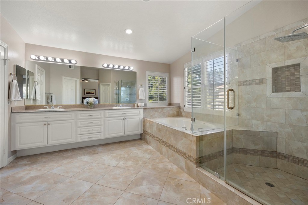 7573 E Endemont Court