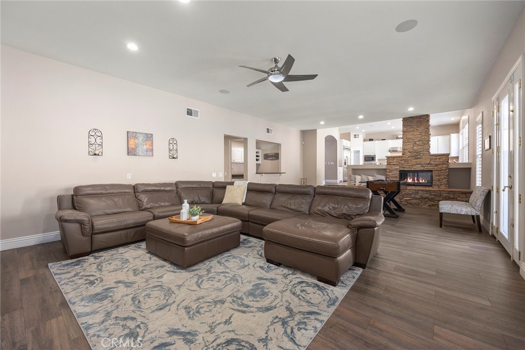 7573 E Endemont Court