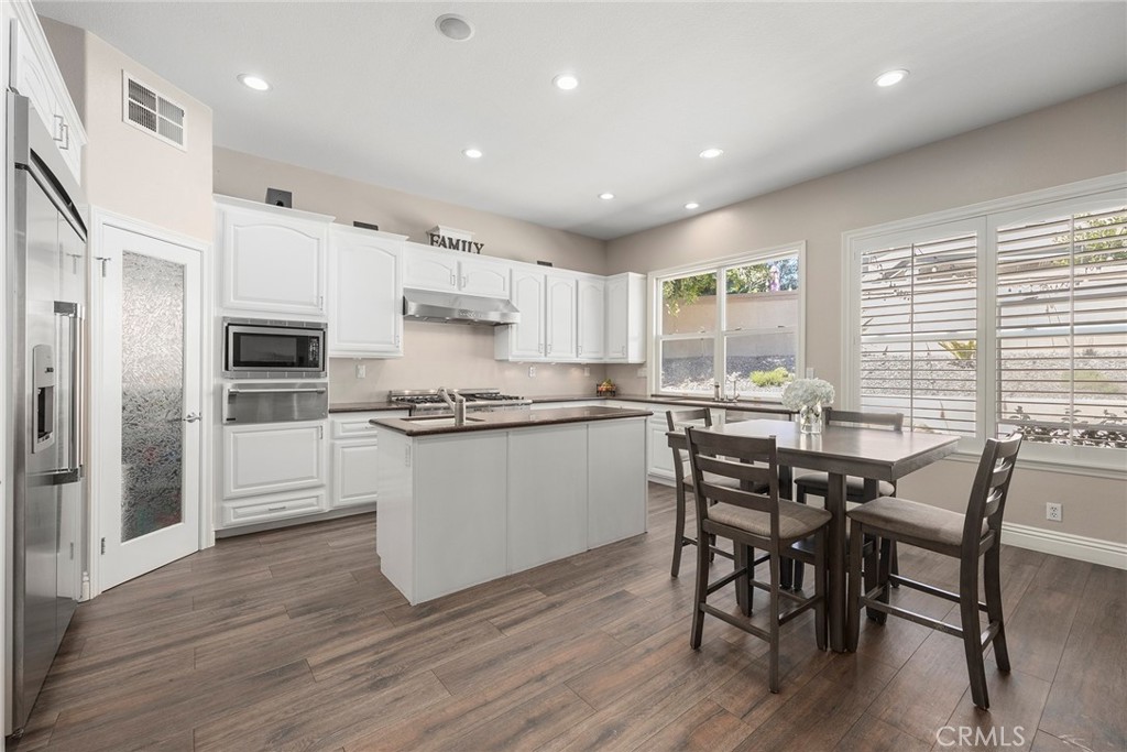 7573 E Endemont Court