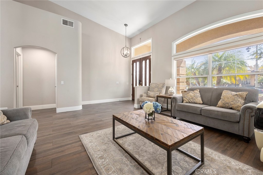 7573 E Endemont Court