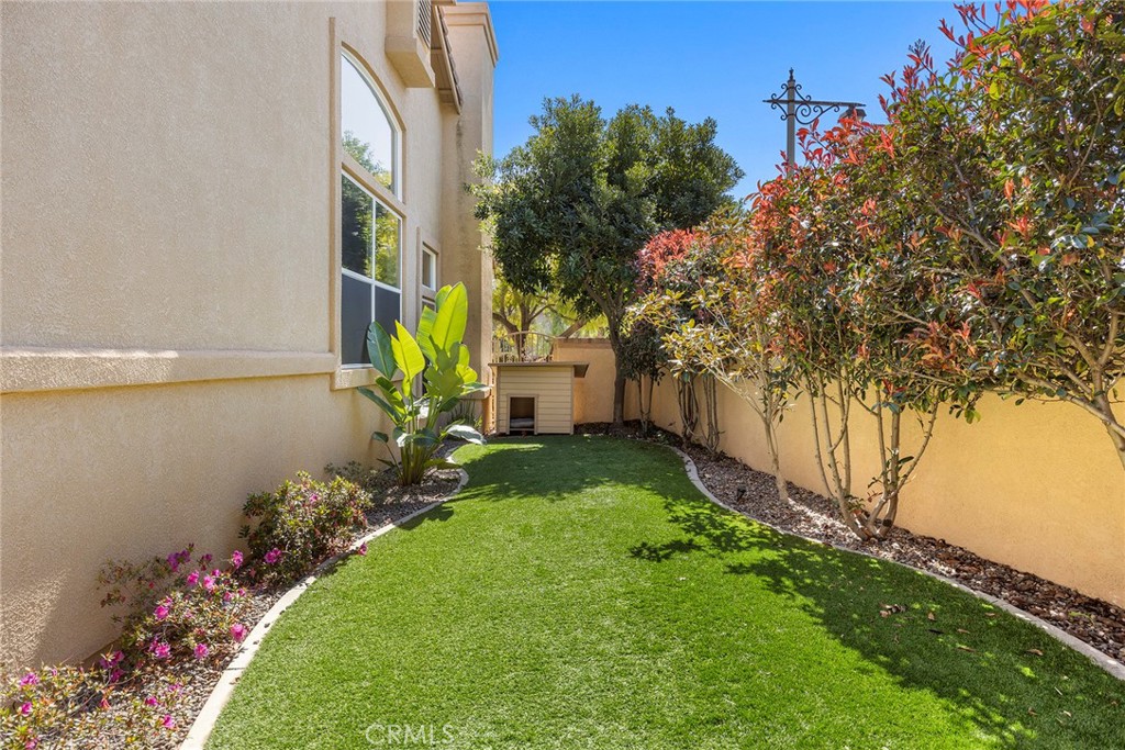 7573 E Endemont Court