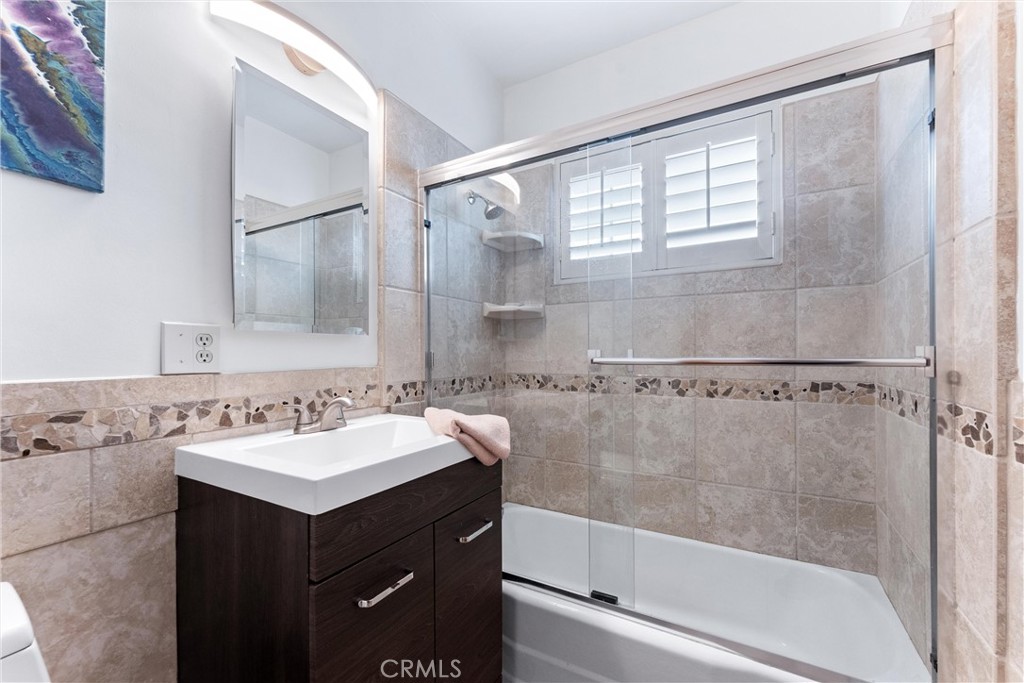 8224 Brunswick Avenue