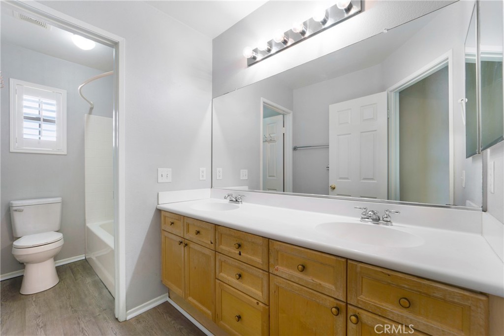 14114 Mandeville Court