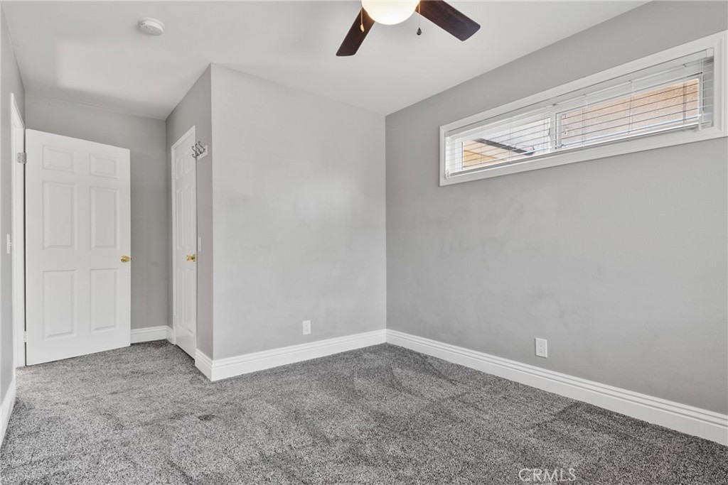2260 N Towne Avenue 4