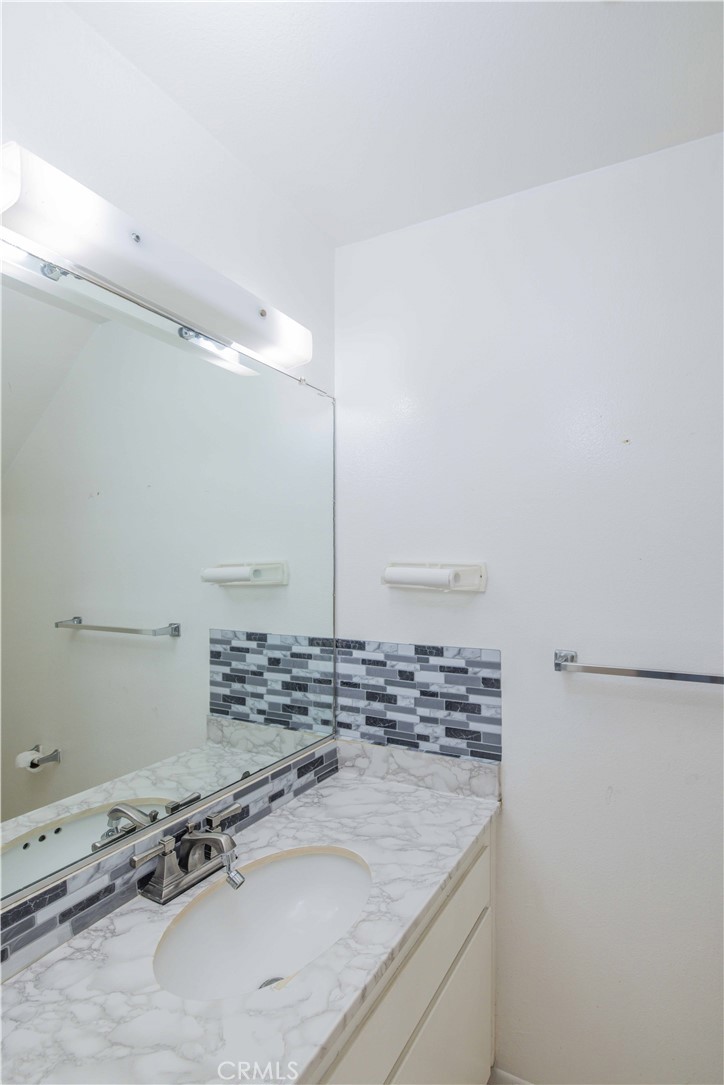 13075 Monroe Street 5