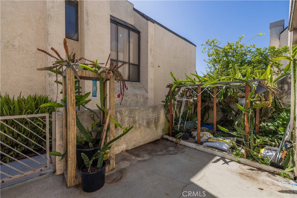 13075 Monroe Street 5