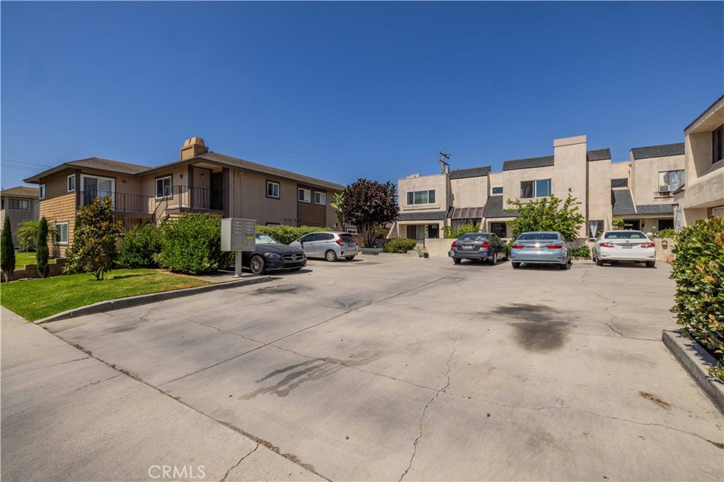 13075 Monroe Street 5