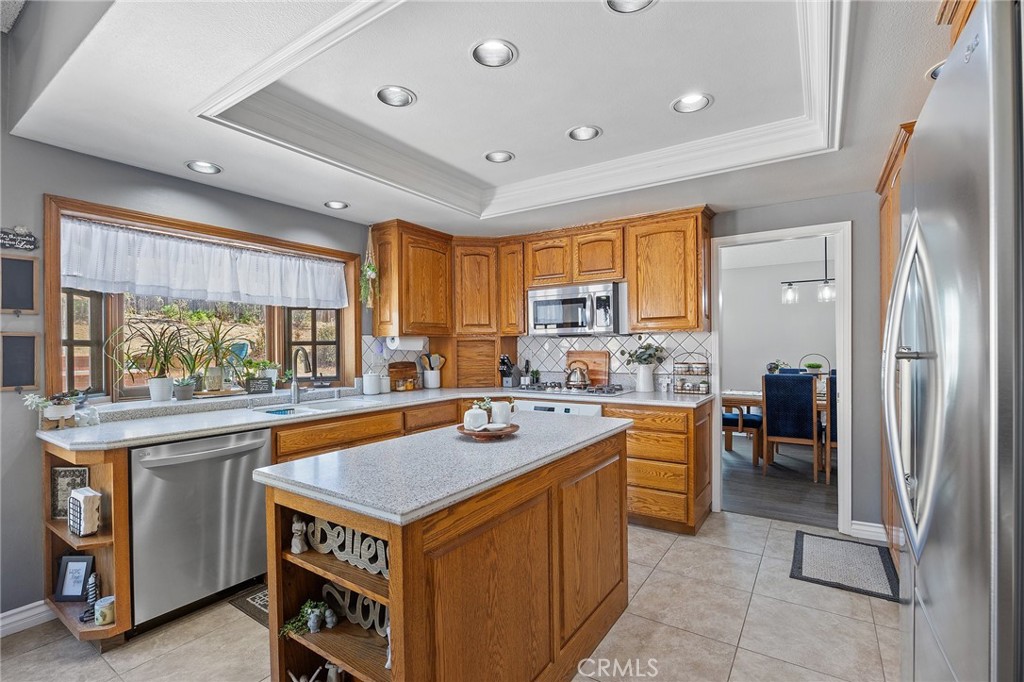 21000 Shadow Oak Drive