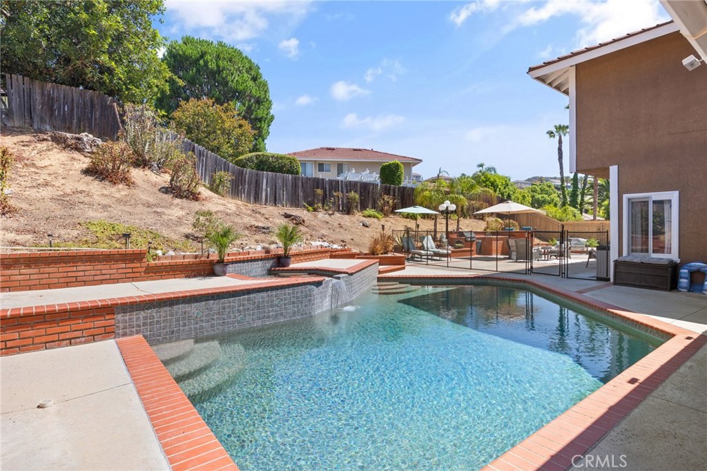 21000 Shadow Oak Drive