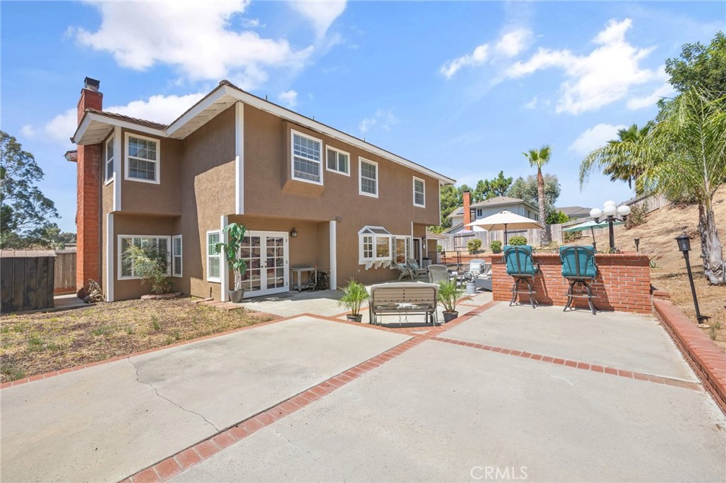 21000 Shadow Oak Drive