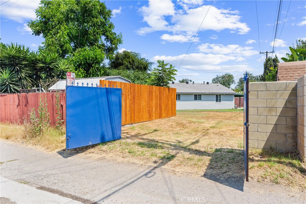 218 S Courtney Place