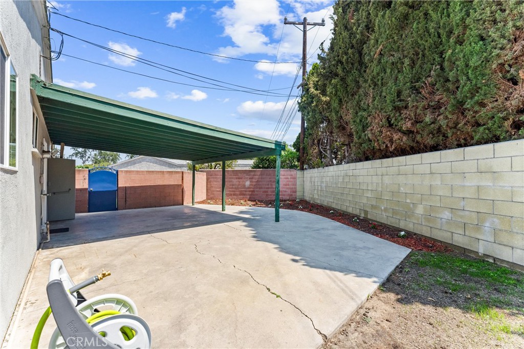 218 S Courtney Place