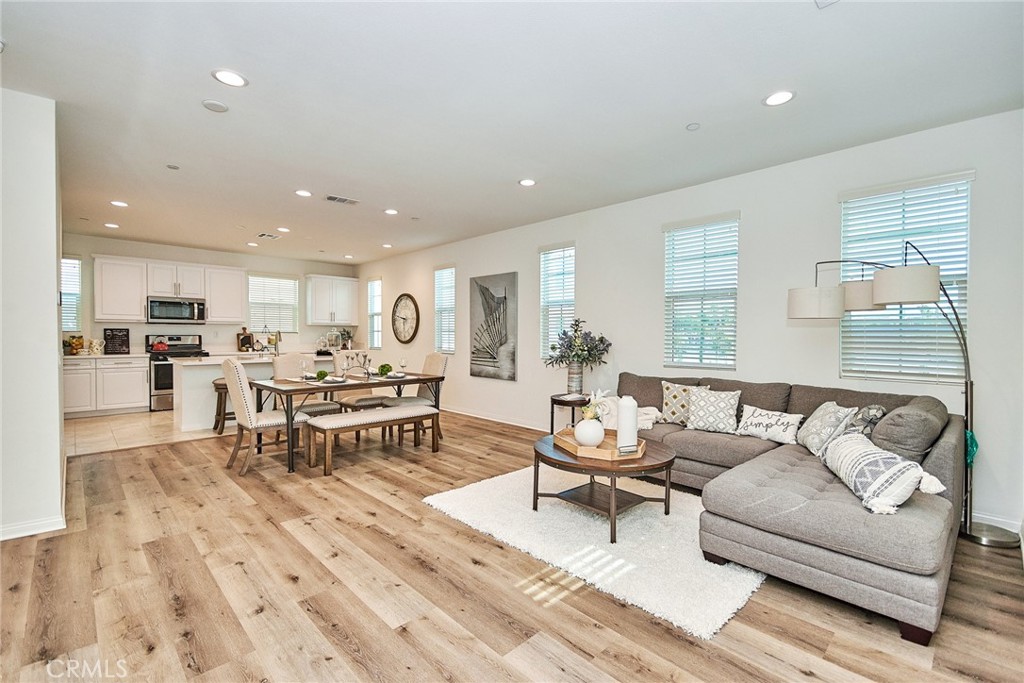 6932 Sagebrush Circle