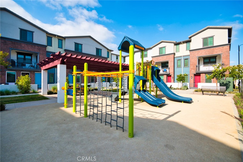 6932 Sagebrush Circle
