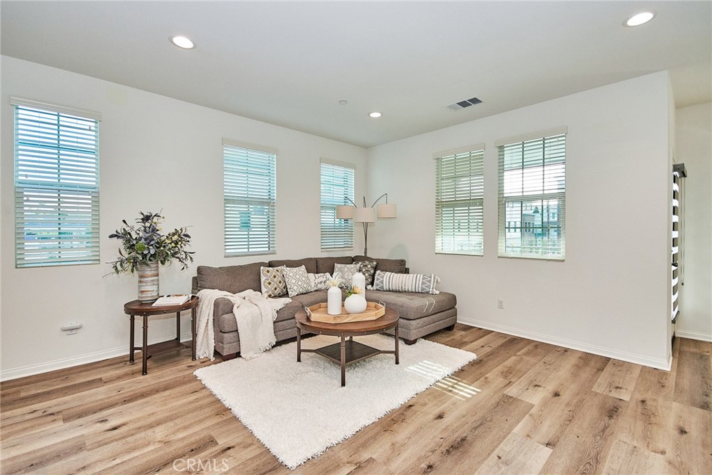 6932 Sagebrush Circle