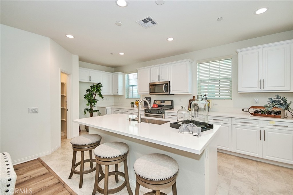 6932 Sagebrush Circle
