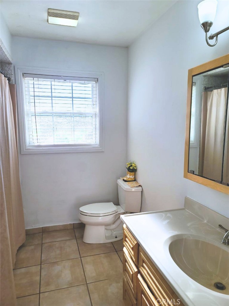 1018 Meade Ave