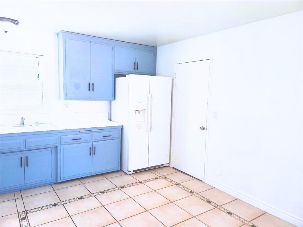 1018 Meade Ave