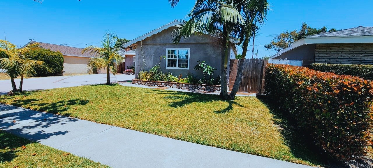 1018 Meade Ave