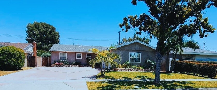 1018 Meade Ave