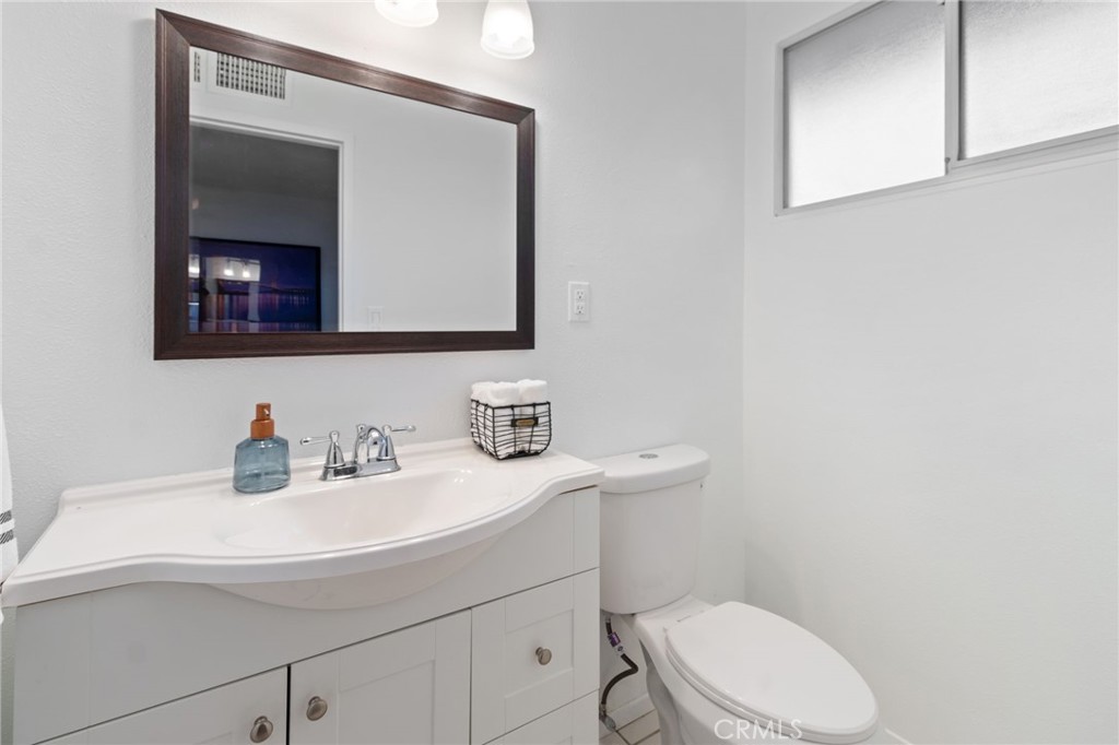 1408 N Midsite Avenue