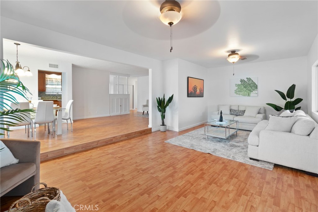 1408 N Midsite Avenue