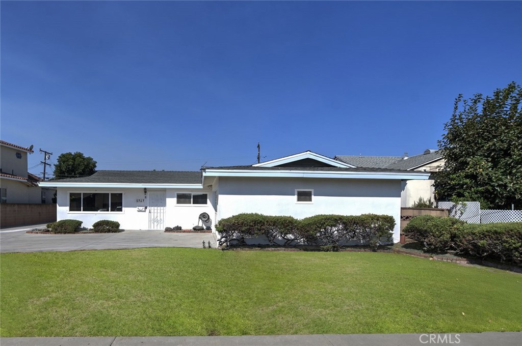 3757 Strang Avenue
