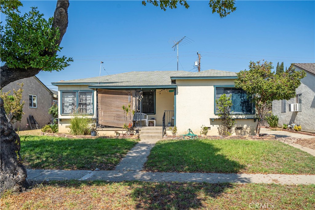 629 W Markland Drive