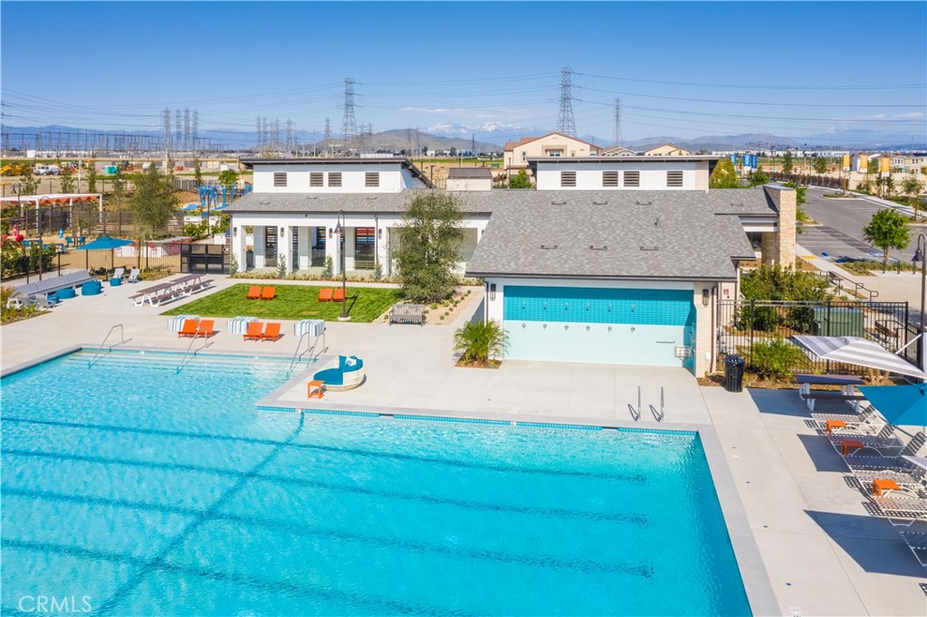4102 Yarrow Paseo S