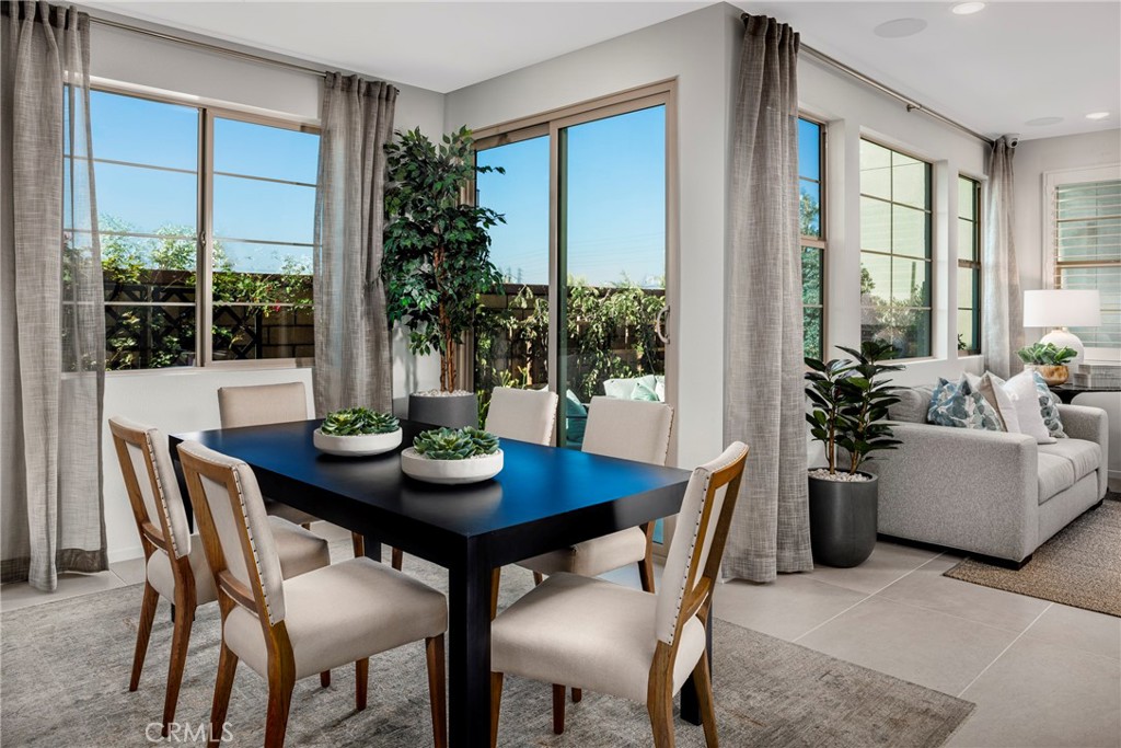 4102 Yarrow Paseo S