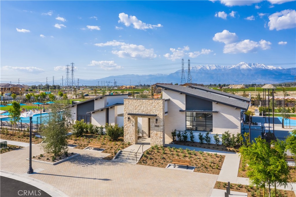 4102 Yarrow Paseo S