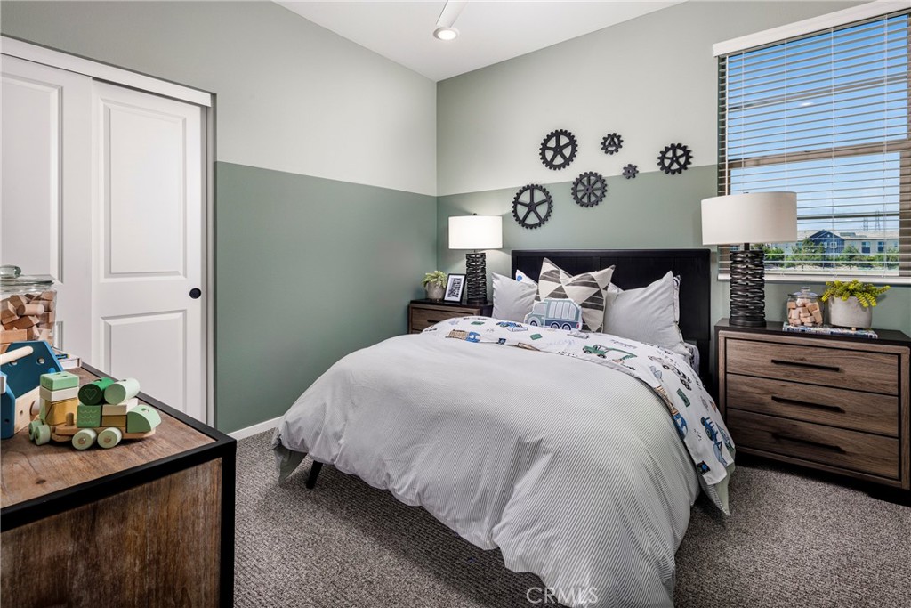 4102 Yarrow Paseo S