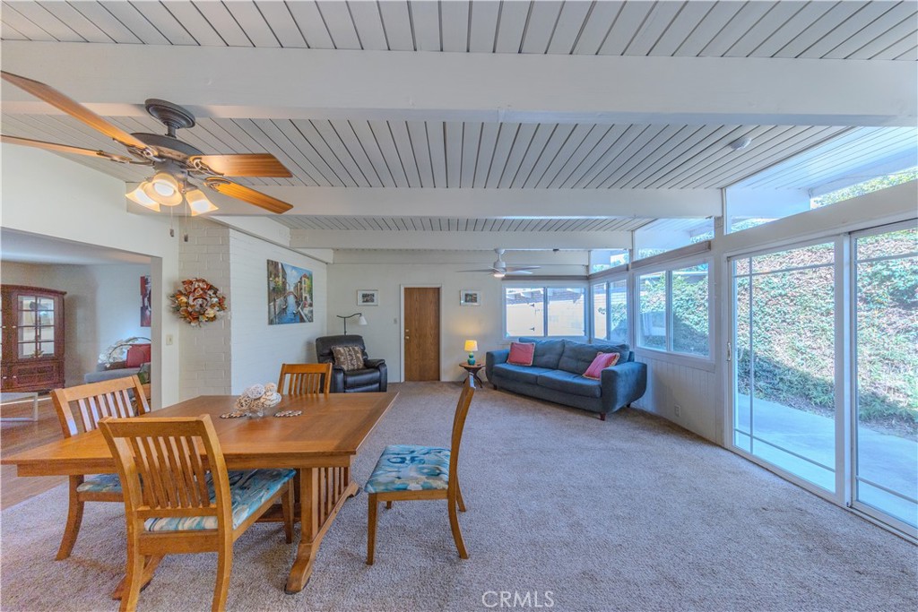 1026 N Mountain View Place