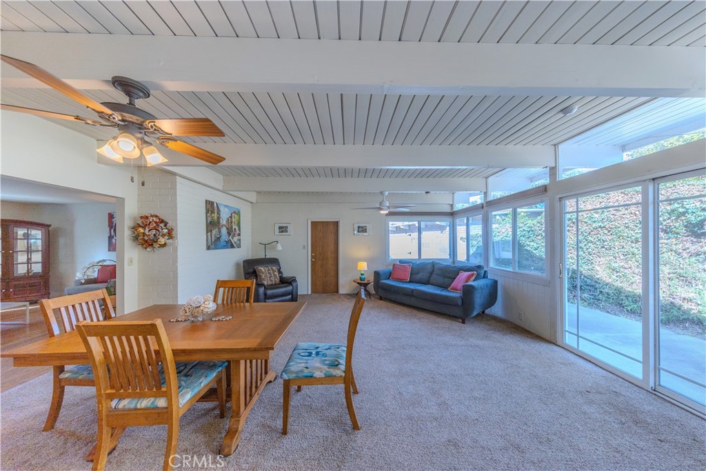 1026 N Mountain View Place