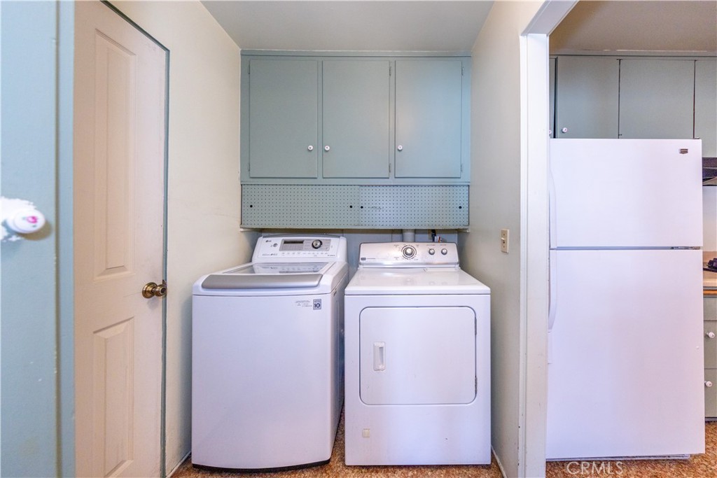 1026 N Mountain View Place