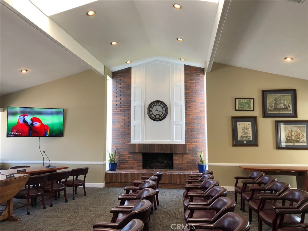 631 Brocton Court 101