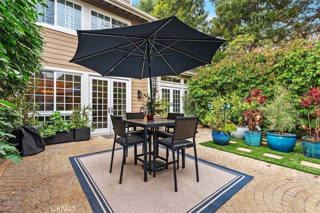 631 Brocton Court 101