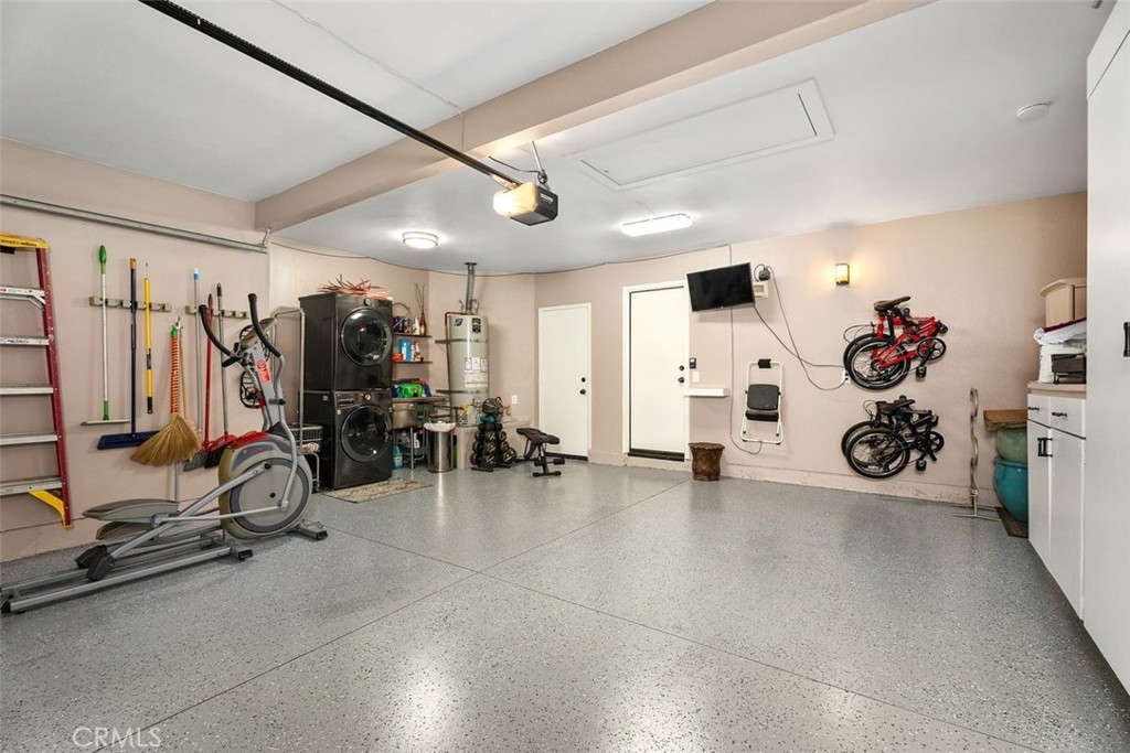 631 Brocton Court 101