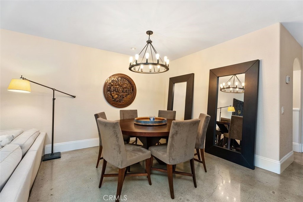 631 Brocton Court 101