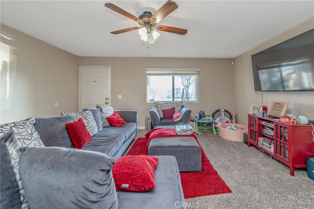 1422 N Gardenia Avenue