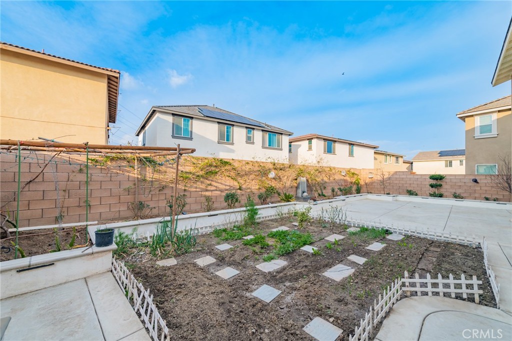 4842 S Prince Way