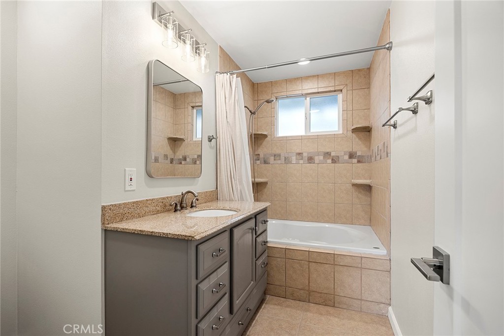 2850 W Monroe Avenue