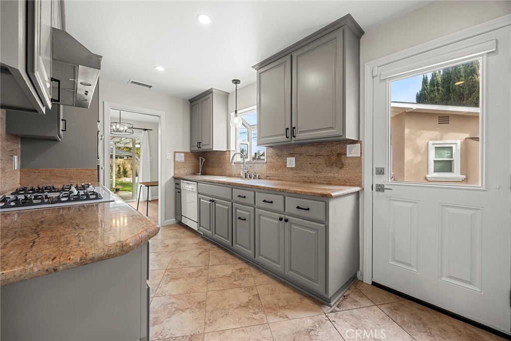 2850 W Monroe Avenue